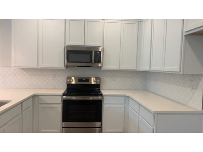 Photo - 3 bed 2.5 bath LOFT townhome in HARMONY