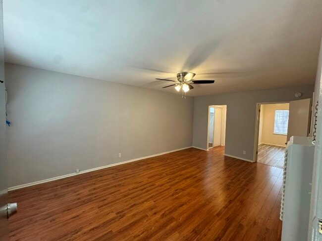 Photo - 1727 N Garfield Pl