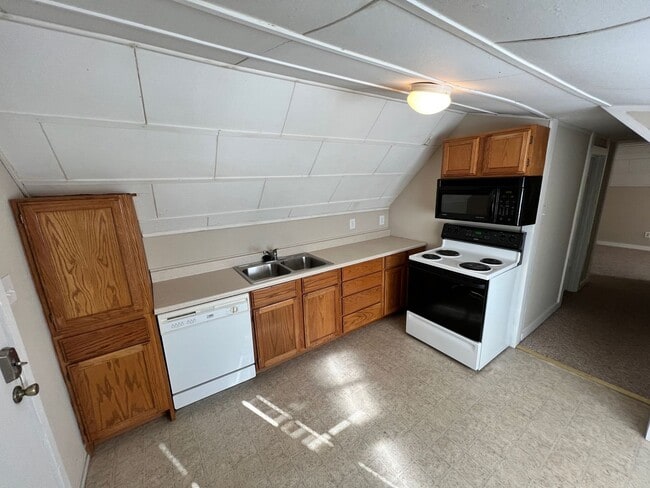 Photo - 823 N 8th St Unit #2