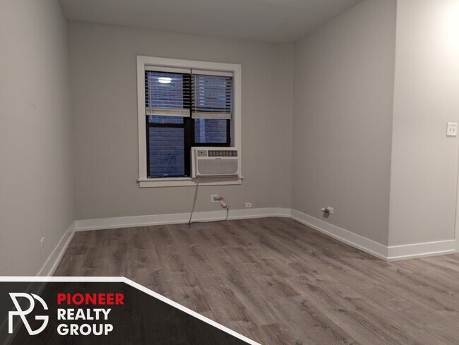Photo - 423 W Belden Ave Unit 431-C102