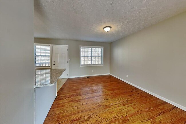 Photo - 1067 Athena Ct