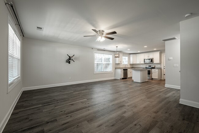 Photo - 1209 Gaston Ave