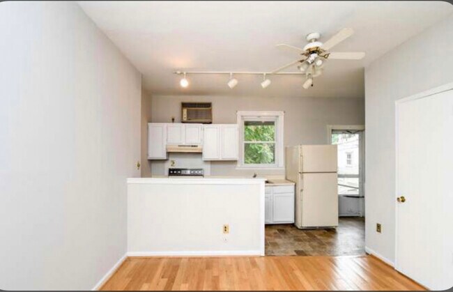 Photo - 17 E Glenside Ave