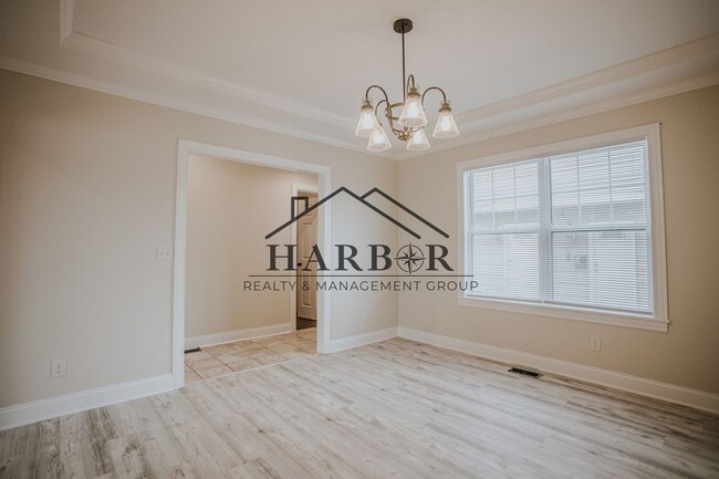 Photo - 107 1st St NW