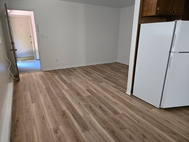 Photo - River Front Apartments