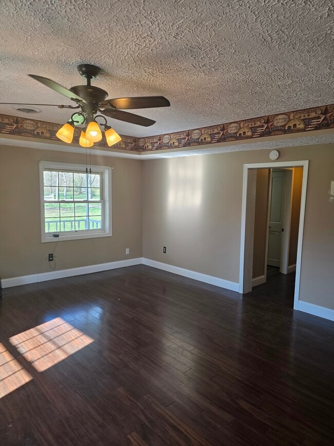 Photo - 9997 E Davis Ave