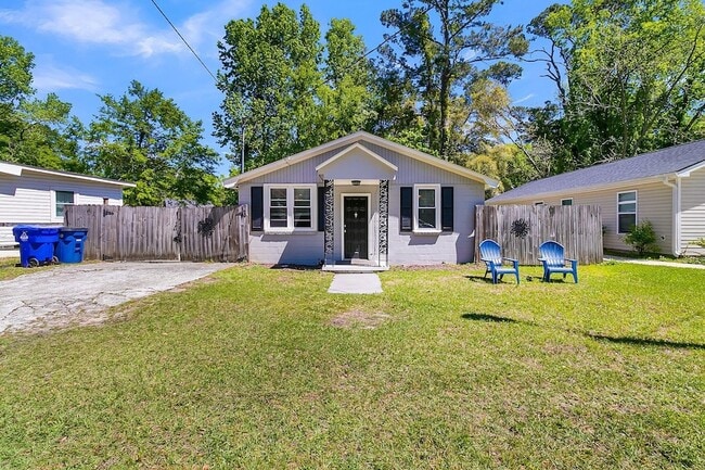 Photo - 1442 Agatha St