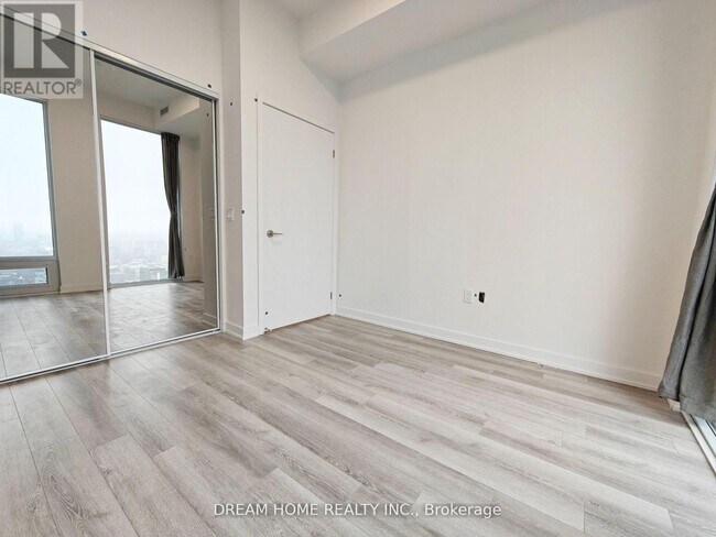 Photo - 238 Simcoe St Unité 3810