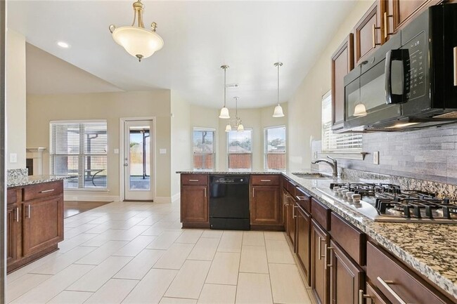 Photo - 2488 New Iberia Cir