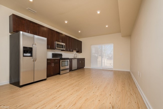2 br, 2 bath - 245-47 S 45TH ST Unit 3C - 2 br, 2 bath  - 245-47 S 45TH ST Apartment Unit 3C Unit 3C