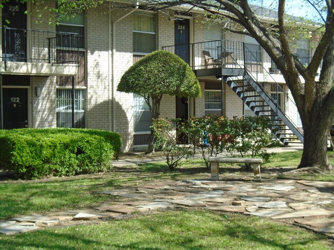 Photo - Westover Trails- a Warner Alan Property