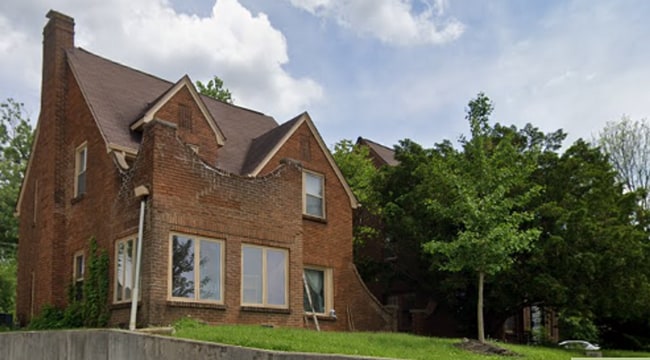 Photo - 1513 S Walnut St Unit Apartment 200