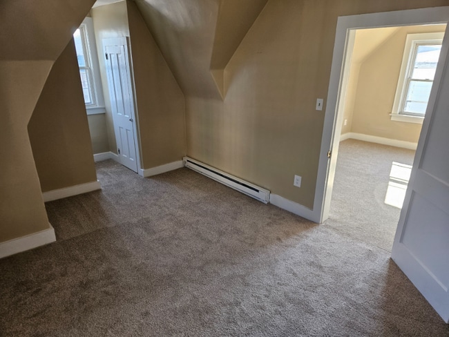 Photo - 205 E 2nd St Unidad 3