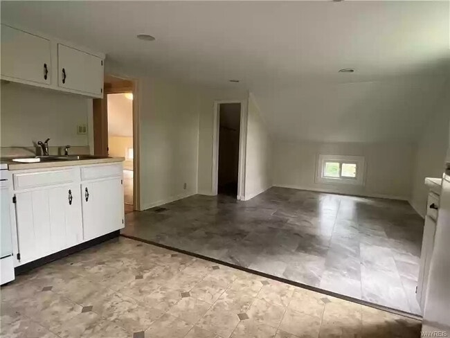Family room with eat in kitcen