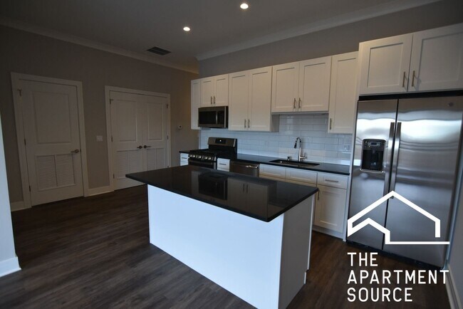Photo - 927 W Irving Park Rd Unit 205