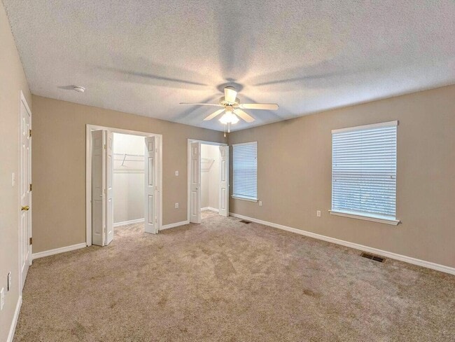 Photo - 954 Scenic Oak Ln
