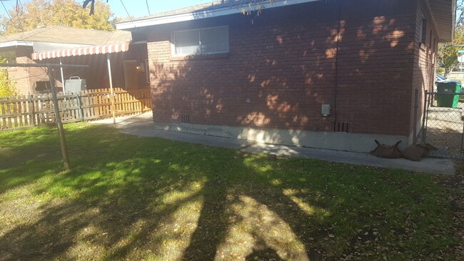 Photo - 840 Unit 850