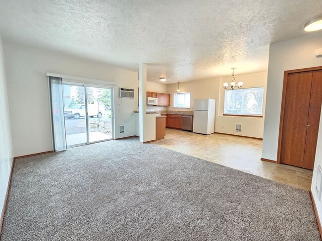 Photo - 6026 N Wiscomb St