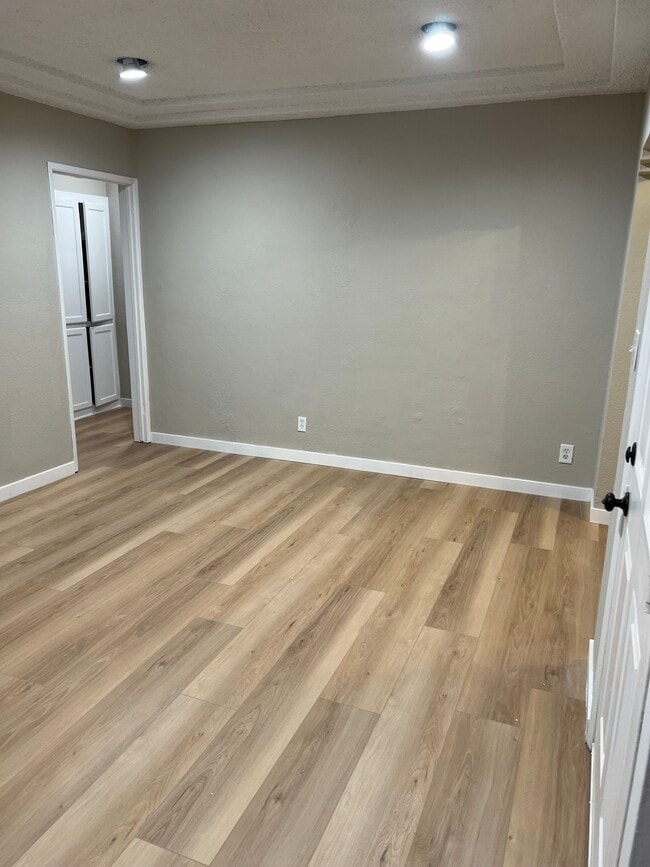 Photo - 1259 Lincoln Ave Unit 1263
