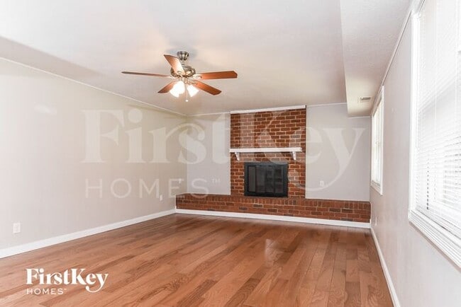 Photo - 1714 Clarendon Dr