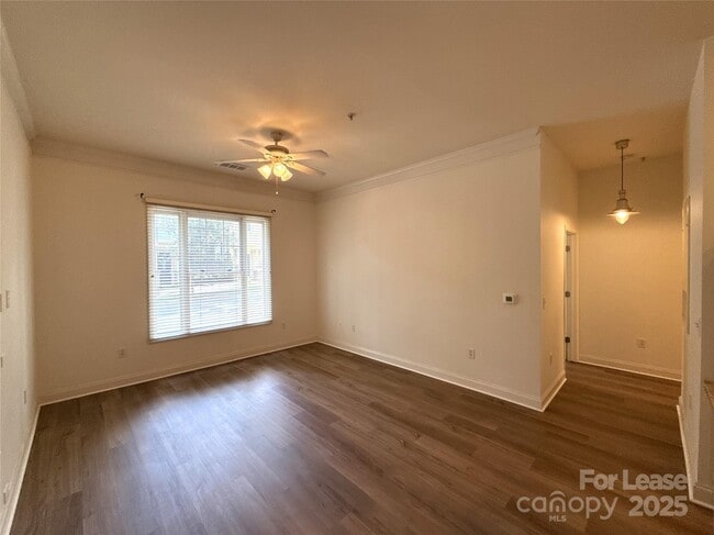 Photo - 719 Garden District Dr