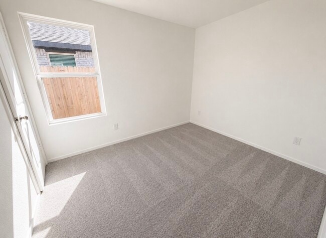 Photo - 26722 Scarlet Willow Dr