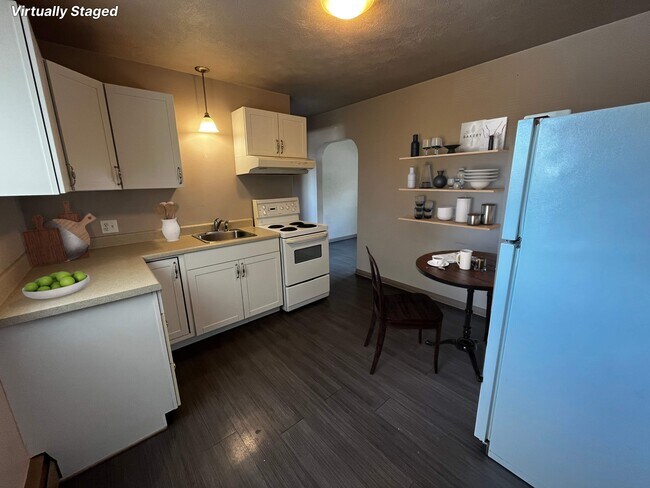 Photo - 465 Broadway St Unit 1