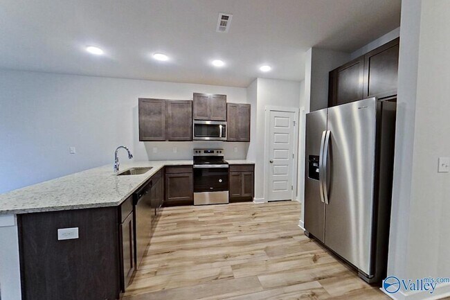 Photo - 6425 Upchurch Dr