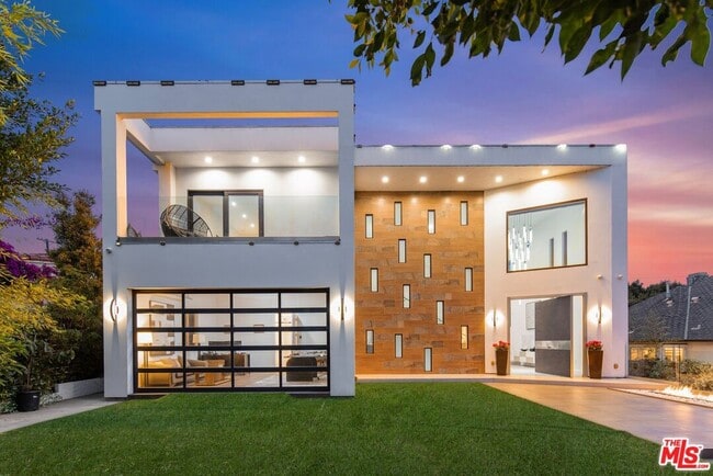 Building Photo - 12443 W Sunset Blvd Rental