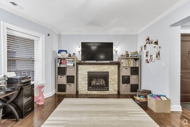 Building Photo - 5726 N Mozart St Unit 3B Rental