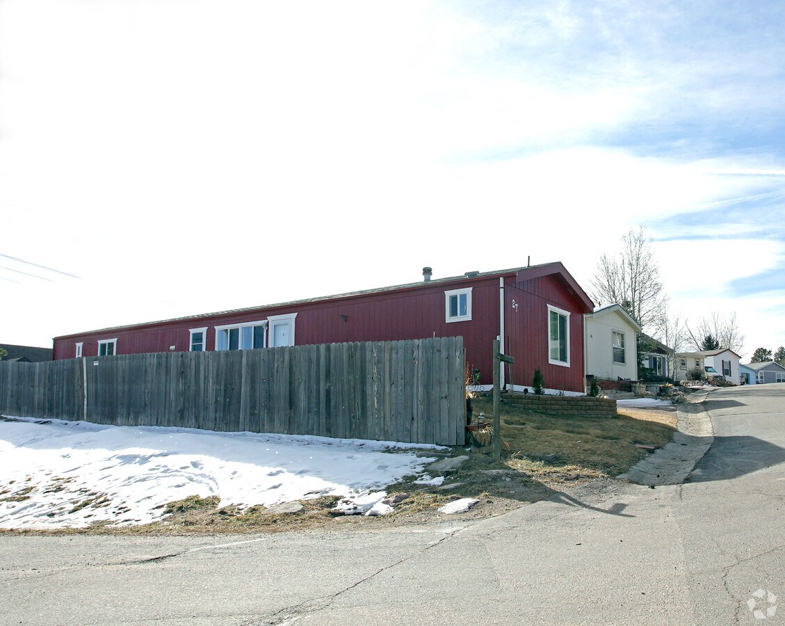 Photo - Larkspur Station Mobile Home Park