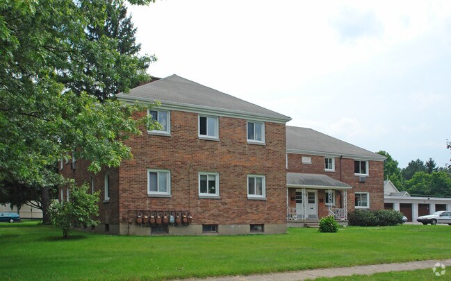 Photo - Maplehurst Apartments