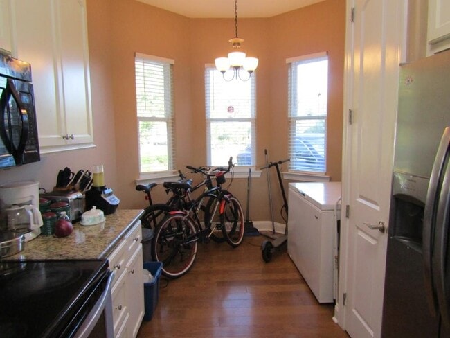 Photo - 308 Glenridge Dr