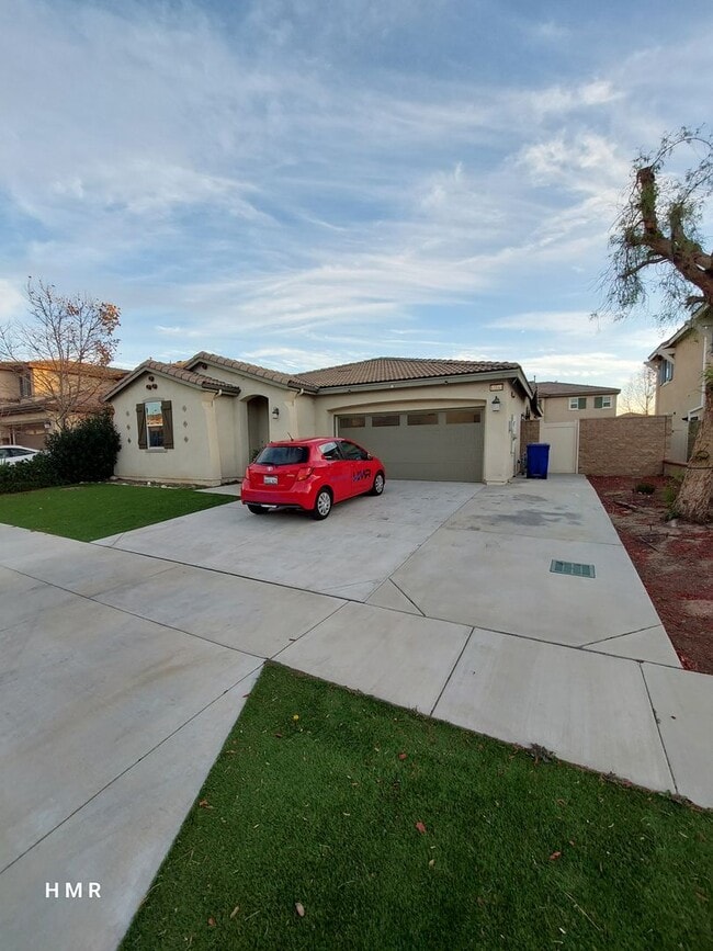 13143 Chatham Dr