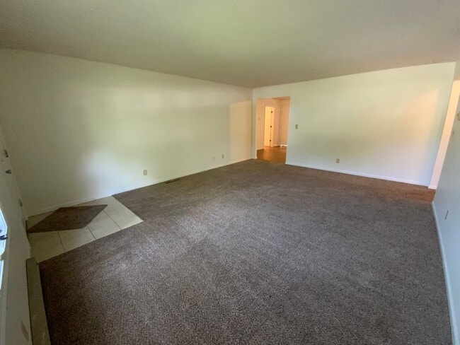 Building Photo - 207-207 Briarcrest Ct Unit 205 Rental