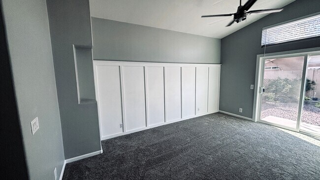 Photo - 280 S Bedford Dr