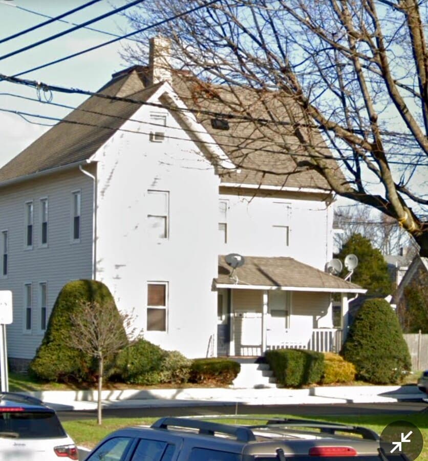 Photo - 35 Cove Ave Apartments Unit 1
