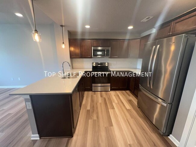 2308 Hazeltine Pl