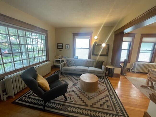 Photo - Beautiful, Charming and Well Maintained Four Bedroom Single Family Home in Macalester/Groveland N...