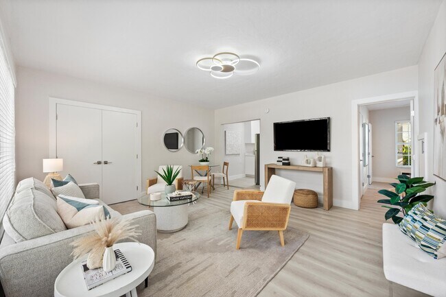 Photo - 2418 Flamingo Dr