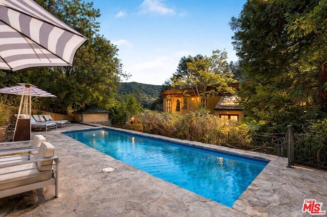 Photo - 10023 Westwanda Dr