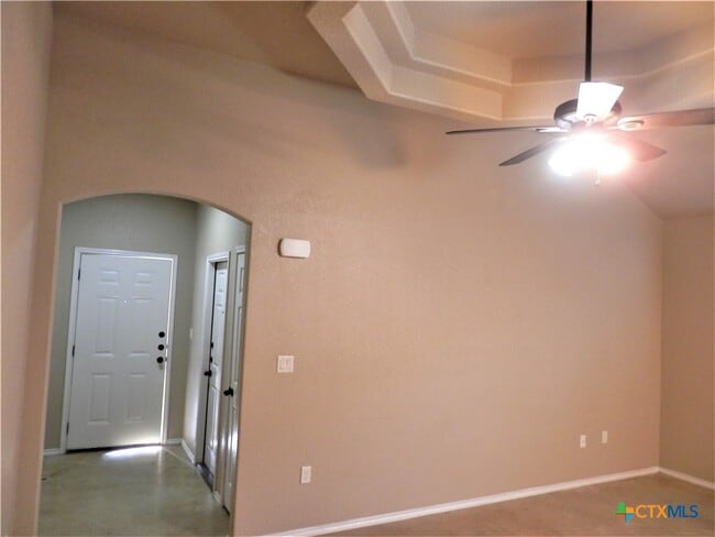 Photo - 1071 Carolyn Cove