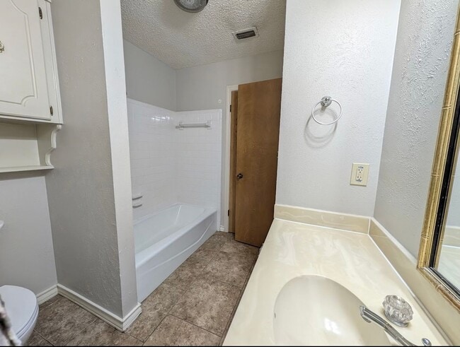 Photo - 20 Fernwood Dr Unit 20-S