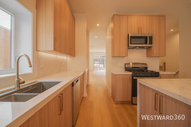 Photo - 2042 W Washington Blvd Unit #1E