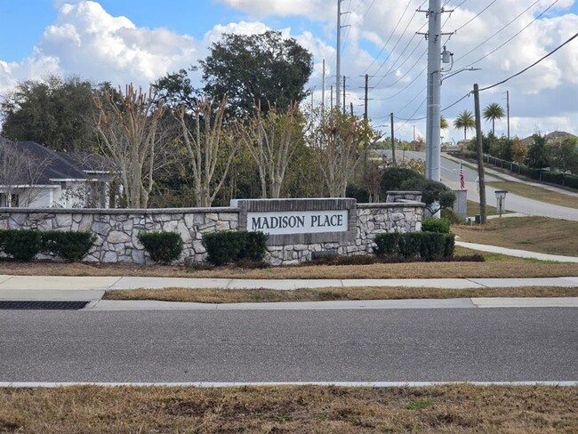 Photo - 936 Grandin St