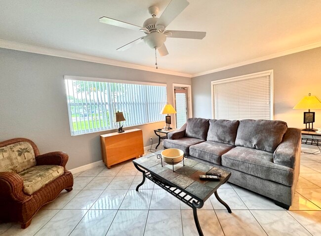 Photo - 242 Coventry K