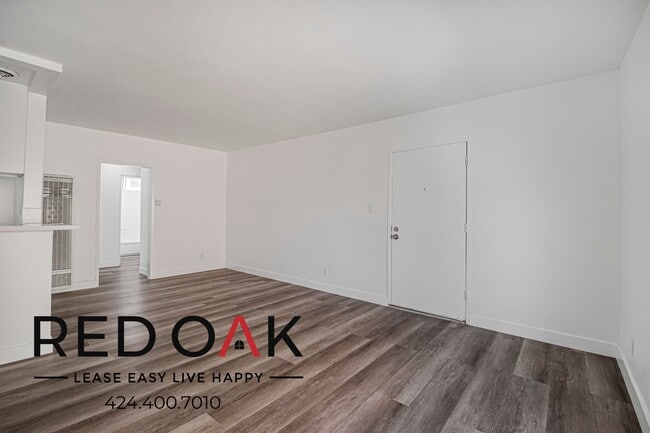 Photo - 4037 McLaughlin Ave Unit 8