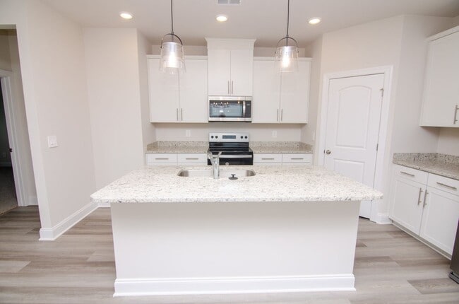 Photo - 4960 Trail Ridge Ct