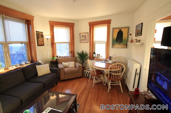 Photo - 99 Hancock St Unit 1