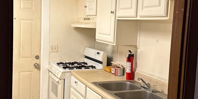Duplex at NE 17th - Duplex at NE 17th Condo Unit A